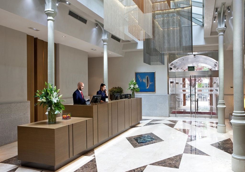 Nh Collection Madrid Palacio De Tepa Exteriör bild The hotel's lobby
