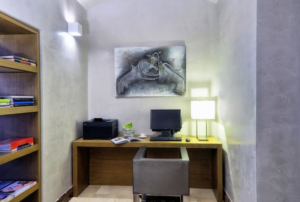 Nh Collection Madrid Palacio De Tepa Exteriör bild A home office