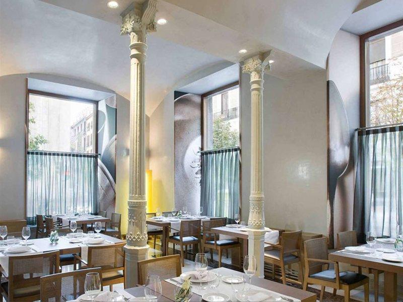 Nh Collection Madrid Palacio De Tepa Exteriör bild Restaurant interior